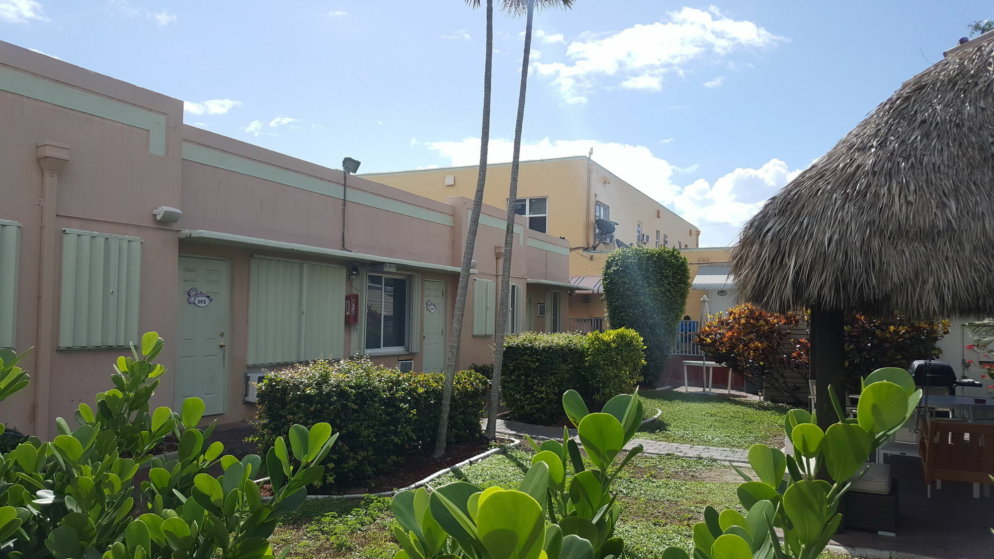Hotel The Flamingo à Hollywood Extérieur photo